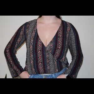 Flared sleeve patterned top